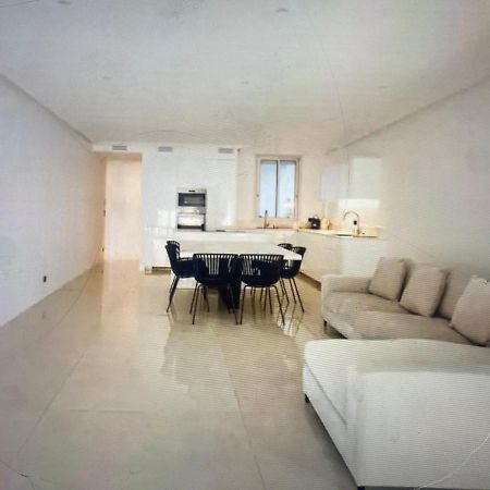 Appartement Avec Terrasse Centre-Ville Croisette Канны Экстерьер фото
